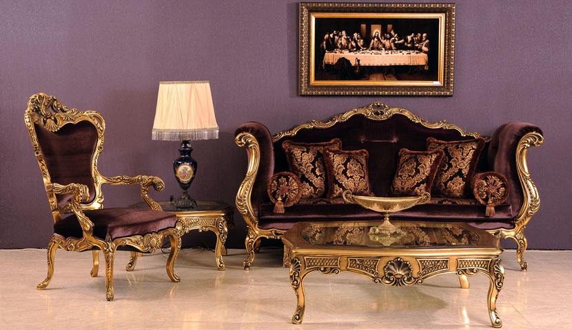 Altın klasik mobilya