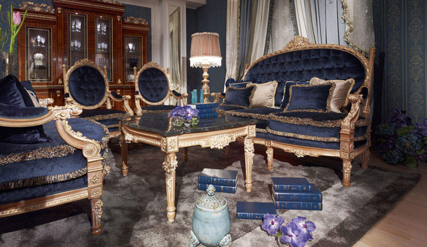 Klasik altın koyu mavi mobilya