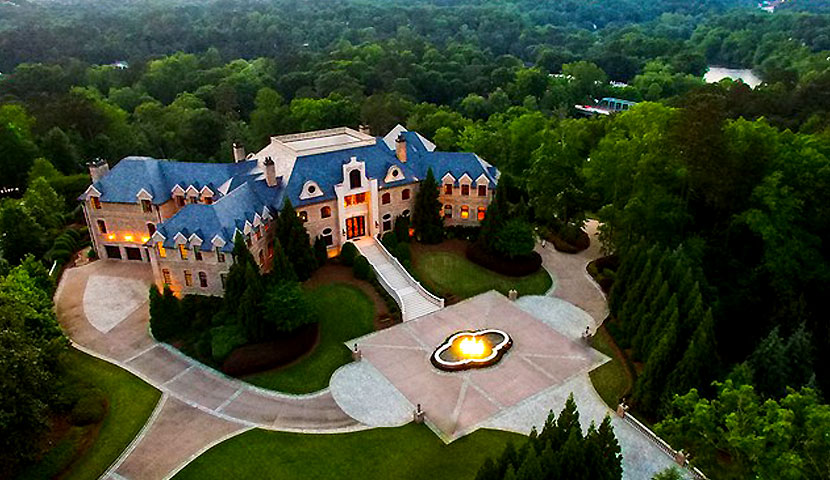 Luxe mansion in Atlanta
