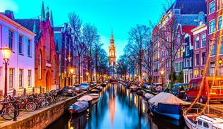 آمستردام شهری با ویژگی های متفاوت