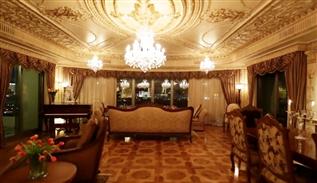 Emirate luxury decoration in Las Vegas