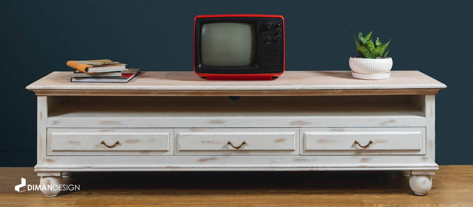 Diman Neoclassical Tv Table