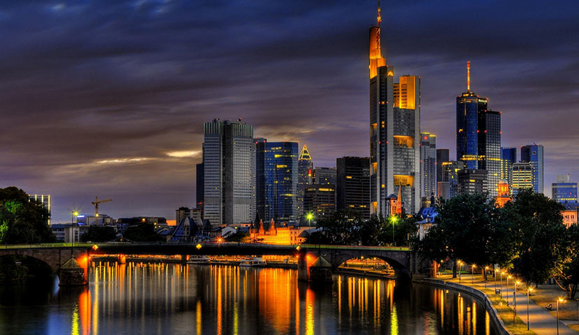 Commerzbank Kulesi, Frankfurt
