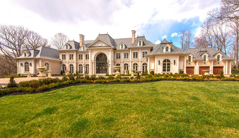 Georgetown Pike mansion