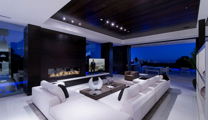 Modern villa in California