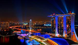 نورپردازی آسمان خراش های سنگاپور در شب