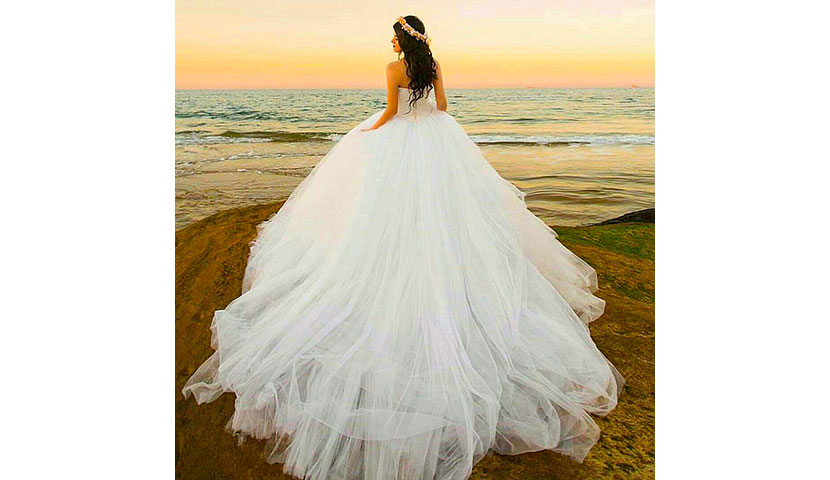 طراحی و دوخت لباس عروس