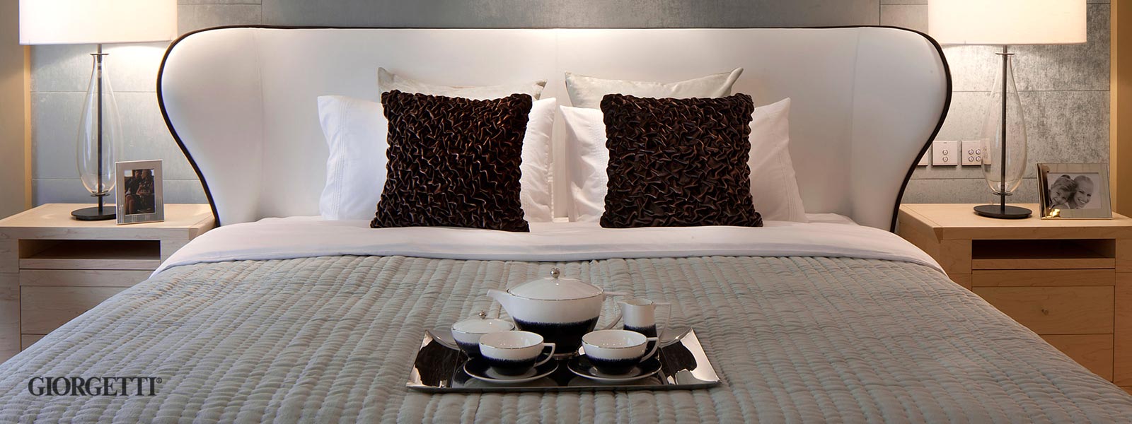 Giorgetti modern Italian bed set